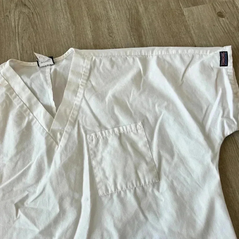 Unisex Bundle of 2 Cherokee White Scrub Tops - L - Picture 7 of 11